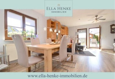 Schönes, großes Einfamilienhaus mit 6 Zimmern, Keller + Garage in beliebter Lage.