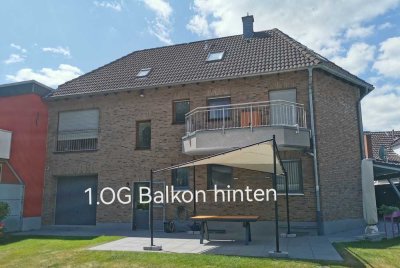 Helle freundliche 3,5-Raum-Wohnung mit gehobener Innenausstattung mit 2 Balkonen in LEV Schlebusch