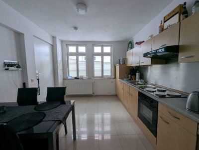 Ruhige, gerade renovierte, schöne Altbauwohnung im Zentrum von Lemgo