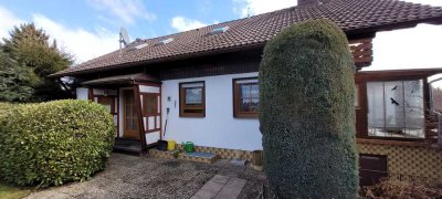 Beziehbares Einfamilienhaus mit Einliegerwohnung auf traumhaften Grundstück