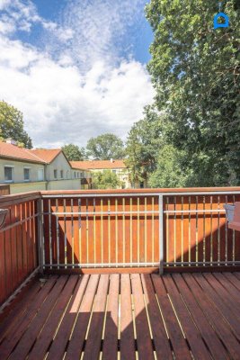 +Wien-Grenze + Helle, gemütliche 3 -Zimmer + mit 36 m² Wohnküche und 7,8 m² Balkon + grüner Innenhof, hell, ruhig, 1. OG, Dachgeschoss, D+