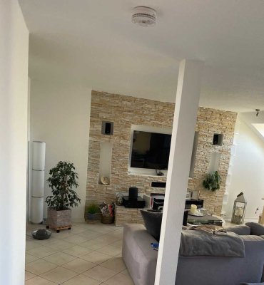 Freundliche 3-Zimmer-Wohnung mit Loggia in Witten