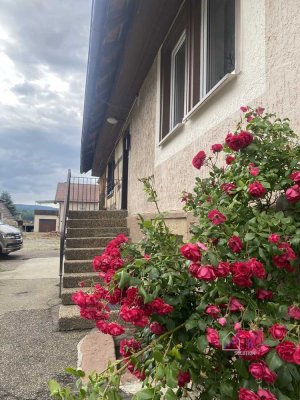 Sanierungsbedürftiges Bauernhaus mit Einliegerwohnung – ländlicher Charme mit großem Potenzial