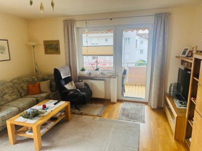 Helle 2-Zimmer-Wohnung mit großem Balkon – sofort frei & Top-Lage in Ebersberg