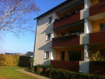 Ansprechende und sanierte 3 ZKB Whg. mit Balkon und EBK
