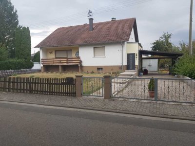 Renovierungsbedürftiges 5,5-Zimmer Einfamilienhaus in Kapsweyer