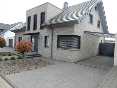 Hochwertiges KfW 55 Effizienzhaus mit, Erdwärme, Raumluft und enormem Platzangebot in Erftstadt