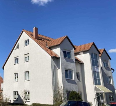 Sonnige, großzügige 4-Zimmer-Maisonette-Wohnung mit großem Balkon