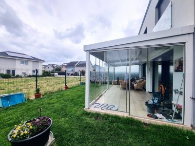 Wohngenuss nahe Wien – 6 Zimmer, Terrasse, Garten, Wintergarten & zwei Stellplätze