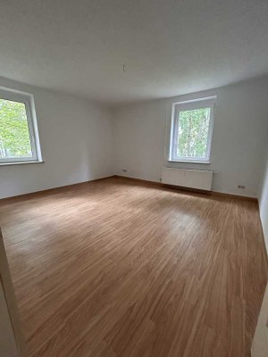 ++3-Zimmer-Wohnung im Erdgeschoss++