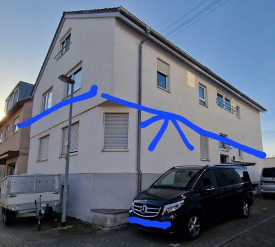 Stilvolle, gepflegte 4-Zimmer-Wohnung mit Einbauküche in Dettingen