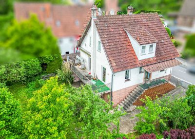 Verkehrsgünstig gelegenes EFH mit Garten in Hafenlohr zvk., Bj 1905, ca. 115m² Wfl.