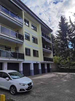 Helle, sanierte Wohnung in ruhiger und grüner Lage