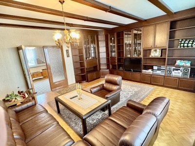 Charmantes Haus mit 2 Wohneinheiten!