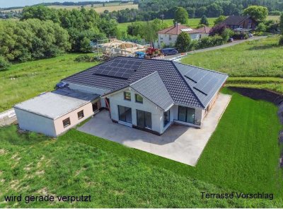 Neubau Bungalow in energieeffizienter Bauweise – fast fertig  - noch mitgestalten! 6 km AK