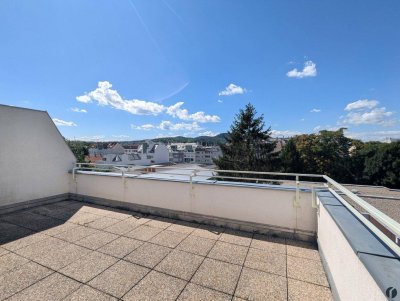 Rooftop-Refugium mit 2 uneinsehbare Terrassen! 2-Zi-Apartment zentral &amp; nahe Erholungsgebiet Donauinsel!