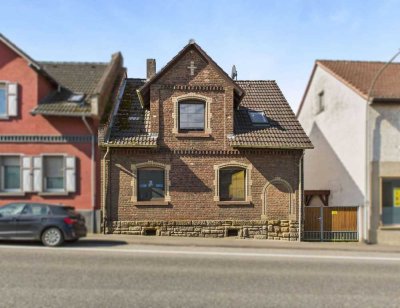 Wohnen mit Charakter – Sanierungsbedürftiges Einfamilienhaus mit Garten in Niddatal-Ilbenstadt