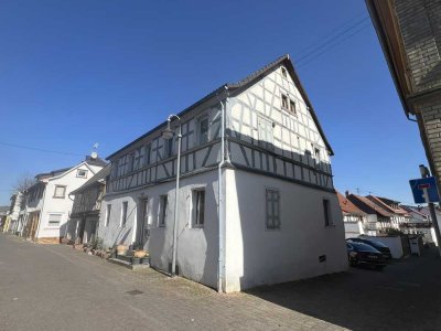 Zweifamilienhaus plus Baugrundstück inkl. Bauvoranfrage 2 in 1 Kapitalanlage in Sprendlingen