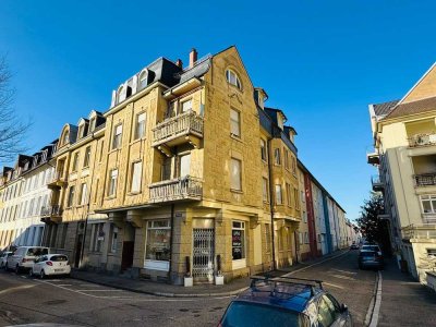 Vermietete Kapitalanlage in wunderschönem Altbau!