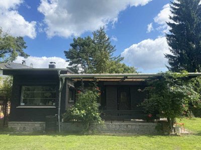 Liebevoll modernisierter Bungalow in ruhiger Waldlage