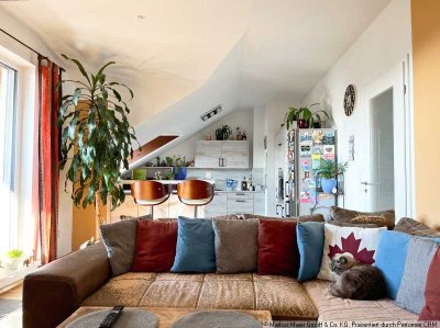 Hier fühlen Sie sich wohl! Tolle DG-Wohnung mit südlich ausgerichteter Loggia!