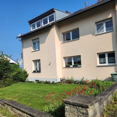 Lichtdurchflutete Dachgeschosswohnung in Hochemmingen