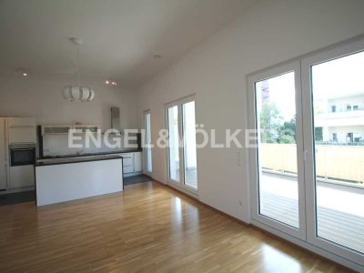 Moderne 3 Zimmer mit Aufzug & Einbauküche!