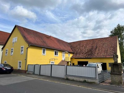 Einfamilienhaus mit Einliegerwohnung in Albertshausen