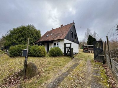 - Reserviert - Gemütliches Einfamilienhaus in idyllischer Lage mit viel Potenzial und Platz