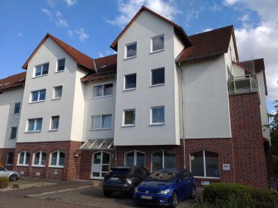 Erstbezug nach Renovierung: Zentrale 3-Zimmer-Wohnung in Seelze-Letter mit Balkon