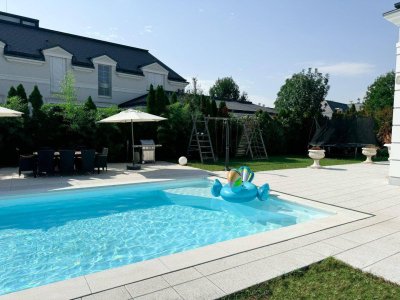 LUXUS VILLA mit großem Grundstück, Pool, Whirpool & Sauna im FONTANA Golfresort!!!