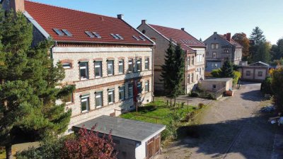Sanierte 4-Zimmer Wohnung mit Gäste-WC und Abstellraum in Neu Staßfurt