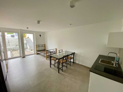 Exklusives, möbliertes 1-Zimmer-Appartement mit großer Terrasse in Karlsruhe