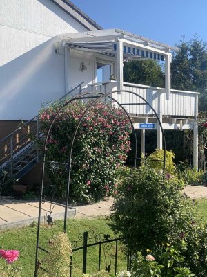 Charmantes Einfamilienhaus mit separater Einliegerwohnung und großzügigem Garten