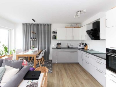 Modernes Wohnen am Petersberg – 3 Zimmer & Balkon in bester Lage