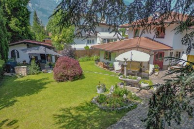 2 Häuser, 3 Wohneinheiten und ein Grundstück mit viel Garten!