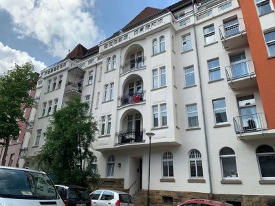 Stadtnah & ruhig: Schöne 3-Zimmer-Wohnung mit 3 Balkonen am Remberg