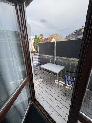 Schöne 3-Raum-Wohnung mit EBK und Balkon in Karlsfeld