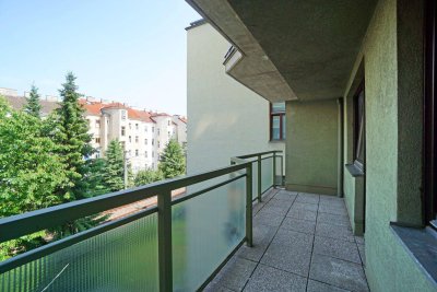3 Zimmer mit Loggia in Hoflage – frisch generalsaniert &amp; bestens gelegen