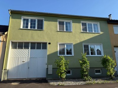 Geräumiges Einfamilienhaus in idyllischer Lage