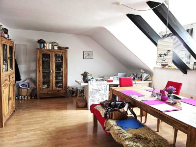 Kommen Sie nach Hause in Ihr Penthouse ! Alles ist einfach nur bezaubernd, großzügig und schön.
