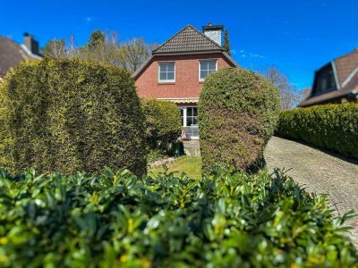 Gepflegtes Einfamilienhaus in Hamburg Langenbek mit Garten, EBK, Keller, Kamin und 2 Stellplätzen