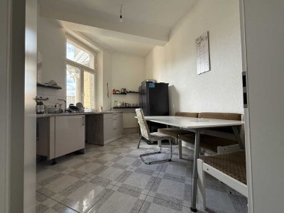 Klassische Altbauwohnung im Herzen Nürnbergs – ideal für Eigennutzer & Kapitalanleger