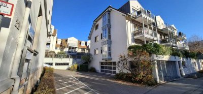 Schöne 3-Zimmer Wohnung mit Garten am Schlosspark