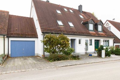 Helle Doppelhaushälfte mit Südgarten, Garage & Stellplatz – herzlich Willkommen in Haimhausen