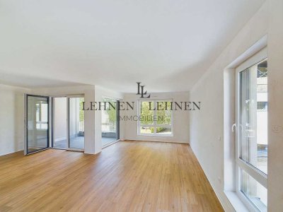 3-4 Zi. Wohnung mit großem Wohn-/ Essbereich und Loggia