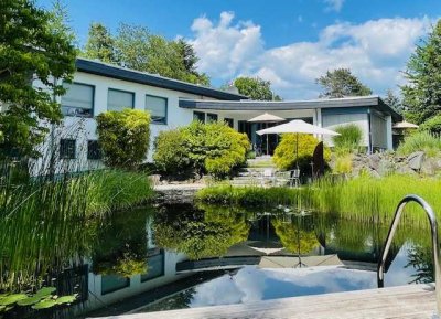 Großzüziges Einfamilienhaus mit Naturpool und exklusiver Ausstattung!!