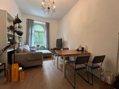 Helle 2-Zimmer-Altbauwohnung im begehrten Nibelungenviertel – Ideal für Pendler und Stadtliebhaber