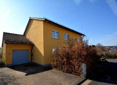 Schönes Einfamilienhaus in idyllischer Lage in Hösbach-Feldkahl