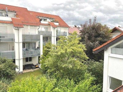 Zugreifen lohnt sich! Tolles 2 Zimmer-Dachstudio in herrlicher Wohnlage!